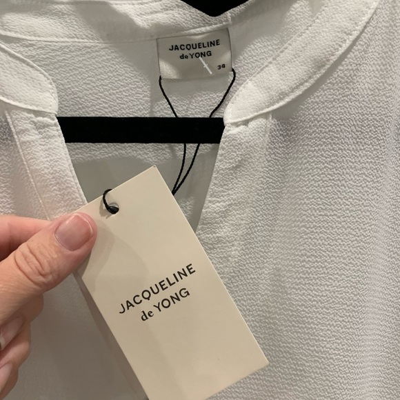 PSEUDIO NWT Long sleeve blouse size med. - Picture 3 of 4